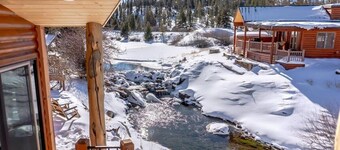 2BR Riverside Chalet, Near Trails