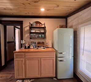 Private kitchenette