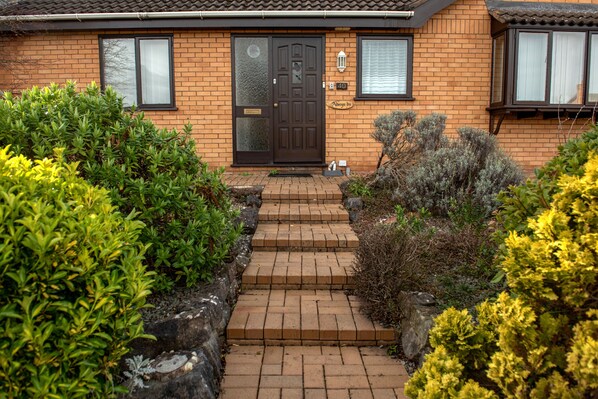 Exterior detail - A detached, dog-friendly bungalow with a large garden near Abergele (Abergele)