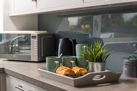 Dining. Alberts Retreat - Three Bedroom Apartment, Sleeps 6
