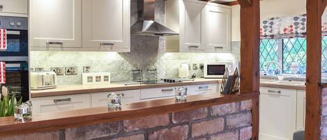 Talheres/pratos/utensílios de cozinha