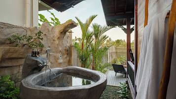 Villa, 1 chambre, vue piscine | Salle de bain