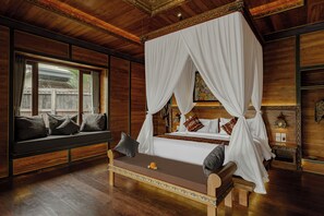 Minibar, bed sheets