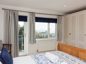 3 habitaciones, wifi gratis y ropa de cama