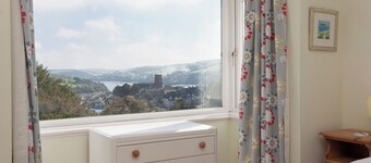 3 bedroom accommodation in Coronation/Forster