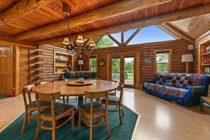 Dining - MUST SEE! COZY LOG CABIN WITH SAUNA & HOT TUB! (Pillager)