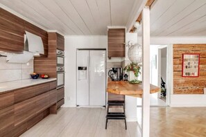 Private kitchen - Centralt | Balkong med utsikt | Lägenhet #3 (Västervik)