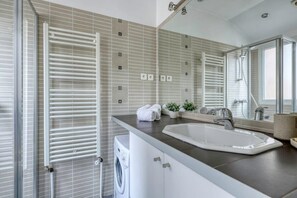 Dusche, Haartrockner