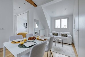 1 sovrum, strykjärn/strykbräda, resesäng och wi-fi