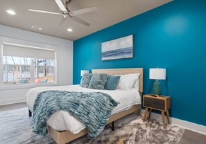 4 bedrooms, desk, iron/ironing board, travel cot