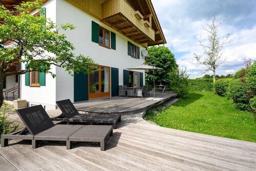 Birkeneck 3 (EG), Schlossblick Traum-Ferienwohnung