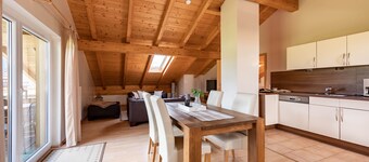 Birkeneck 1 (DG), castle view dream holiday apartment