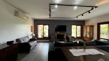 智能電視、壁爐