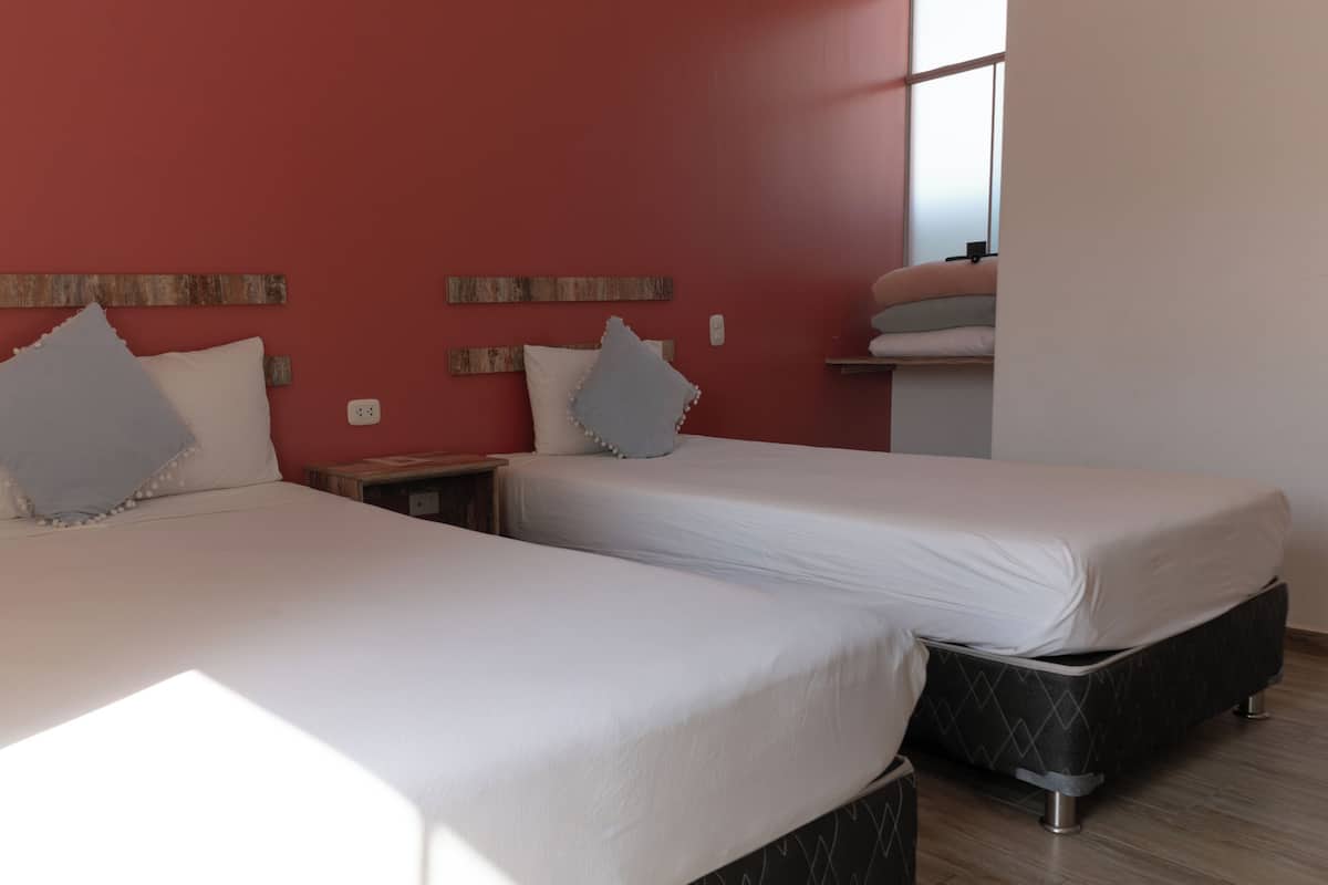 Literie de qualité supérieure, couette en duvet d'oie, bureau
