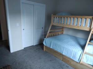 3 Schlafzimmer, kostenloses WLAN, Bettwäsche
