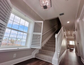 Interior - Waterfront Petfriendly Private Beach Home with Private Fishing Pier (Navarre)