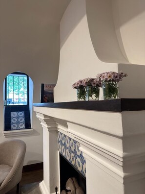 Interior detail - Hotel Del Virrey (Salta)