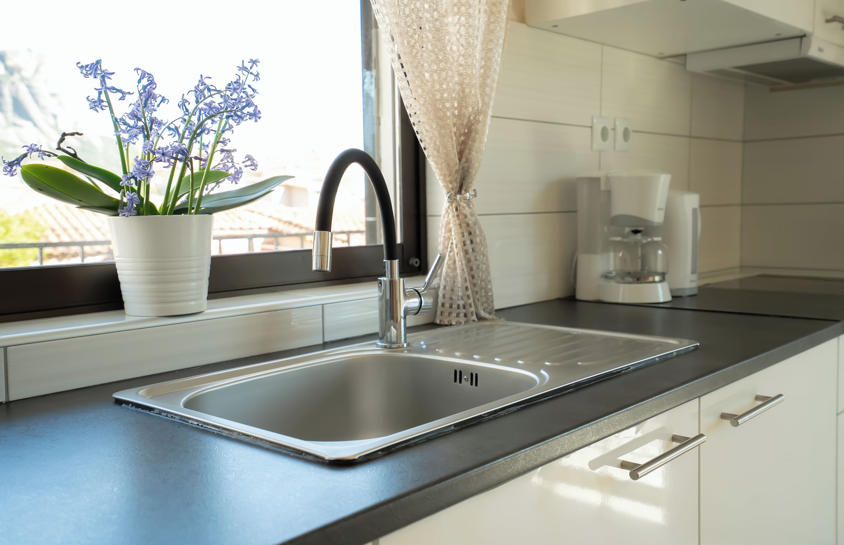 Family Condo | Private kitchen | Fridge, oven, stovetop, cookware/dishes/utensils