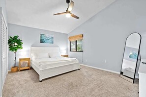 3 bedrooms, desk, iron/ironing board, travel cot