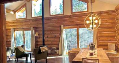 Beautiful Log Cabin- 26Mi Breck & Ski - Hot Tub- Pet-Friendly