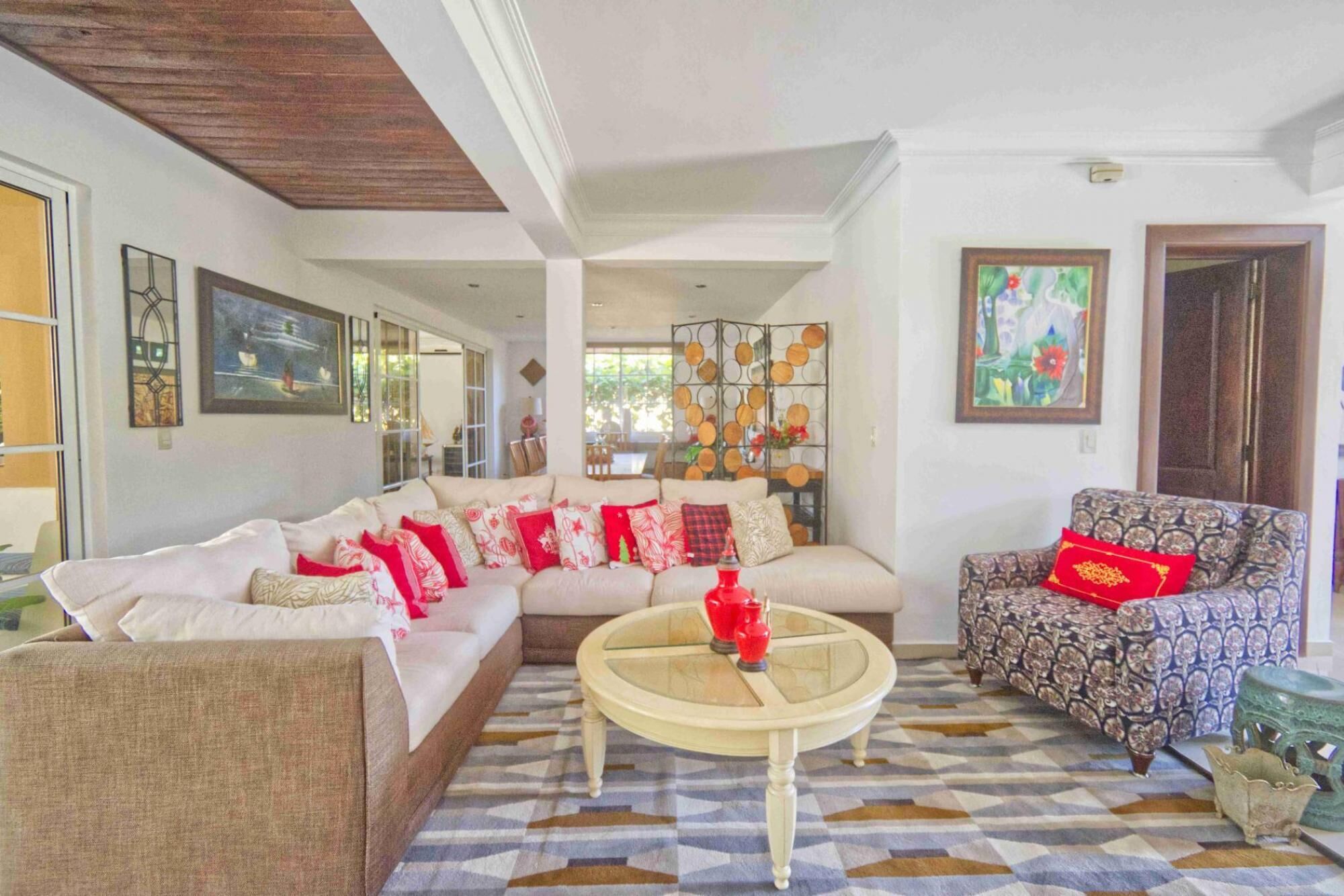 Large Golf View Villa With Pool Jacuzzi and Staff