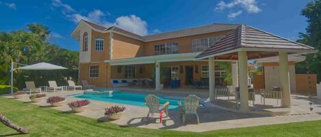 Villa, Smoking | 4 bedrooms