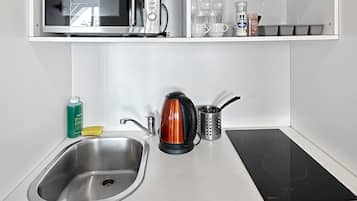 Familien-Suite, barrierefrei, mit Bad | Gemeinschaftsküche