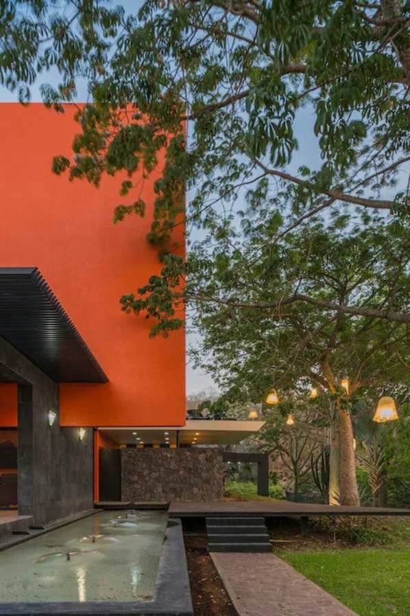 Property grounds - AVE DEL RISCO HOUSE (Luxurious Oasis) (Acatitan)