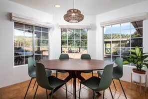 Dining - Sedona Getaway w/ Hiking, Hot Tub & Red Rock Views (Sedona)
