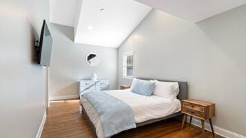 3 chambres, bureau, Wi-Fi gratuit, draps fournis