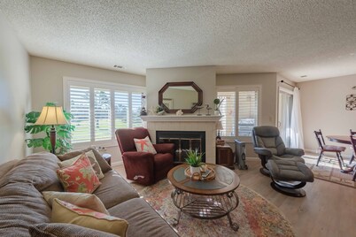 Comfy & Cozy Blacklake Golf Course Condo w/views of the fairways.