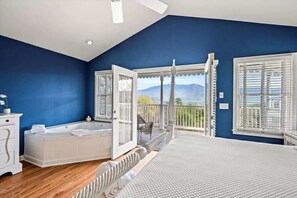 1 bedroom, iron/ironing board, free WiFi, bed sheets - MtnView•PoolTable•Jacuzzi•FreeDollywoodTkt (CVF2) (Gatlinburg)