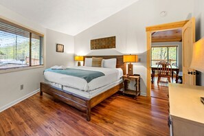 4 Schlafzimmer, Bügeleisen/Bügelbrett, kostenloses WLAN, Bettwäsche