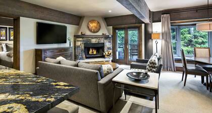 Luxury Two Bedroom Suite with Two Kings by RedAwning