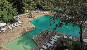 Pool - 3 King Beds, Very Private, Stunning View, Hot Tub (Gatlinburg)