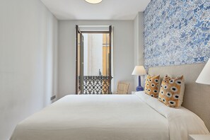 1 dormitorio, tabla de planchar con plancha, wifi gratis y ropa de cama