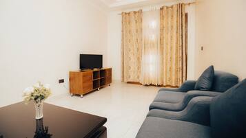 Suite ejecutiva, 1 habitación | 1 habitación, escritorio y espacio para trabajar con laptop