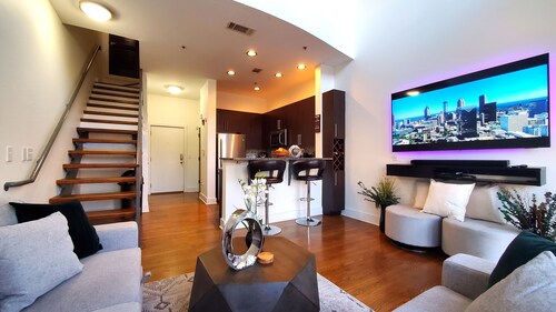 Couples Modern Retreat !