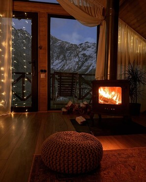 Interior - Cozy and Romantic place for couples (Stepantsminda)