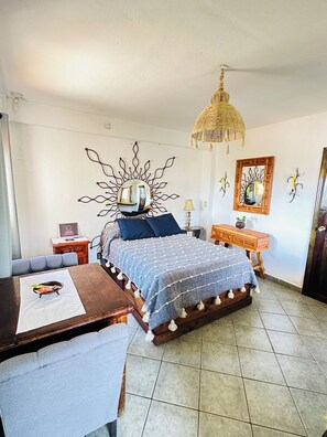 1 غرفة نوم ومكتب وواي فاي مجانًا وملاءات أسرّة