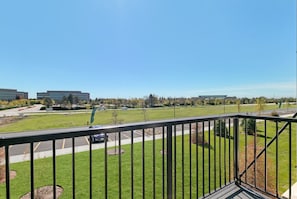 Classic Condo | Terrace/patio