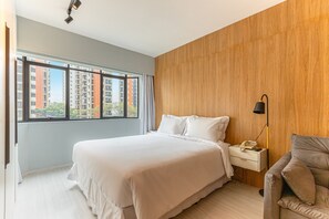Studio Deluxe