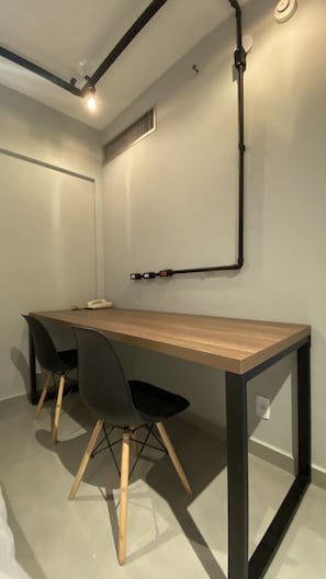 Classic Studio | Living area - SOL - Flats Av Cauaxi By Anora Spaces (Barueri)