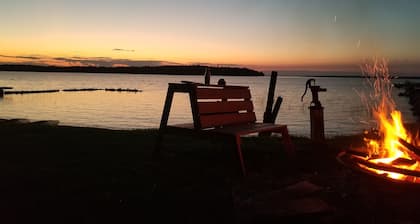 Drummond Island Hotel & Vacation Homes - Anchors Away