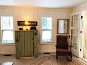 Interior - Harbor Springs Cottage In The Woods (Harbor Springs)