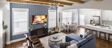 スマートテレビ、テレビゲーム、書庫、ミュージックライブラリ