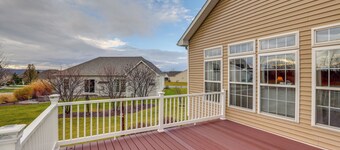 Family Home Near Beach ~ 6 Mi to Dtwn Canandaigua