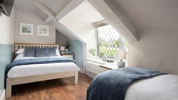 2 bedrooms, individually decorated, individually furnished, free WiFi