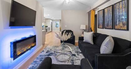 NEW Contemporary Home - 5BR/3.5BA+office+garage