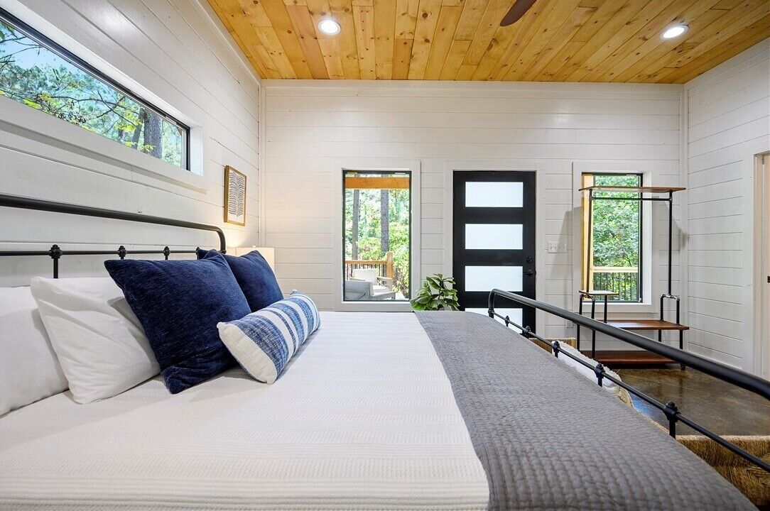 2 bedrooms, iron/ironing board, travel crib, WiFi